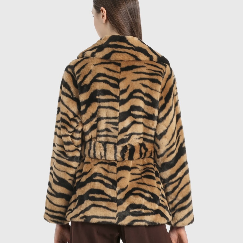STAND STUDIO Tiffany Tiger Print Jacket - Picture 6 of 11
